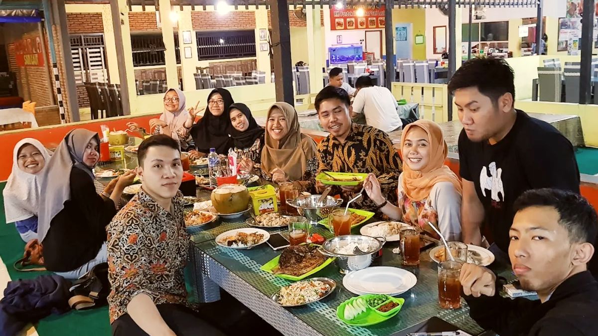 Manisnya Kehidupan di Setiap Gigitan: Dessert by Meyesh